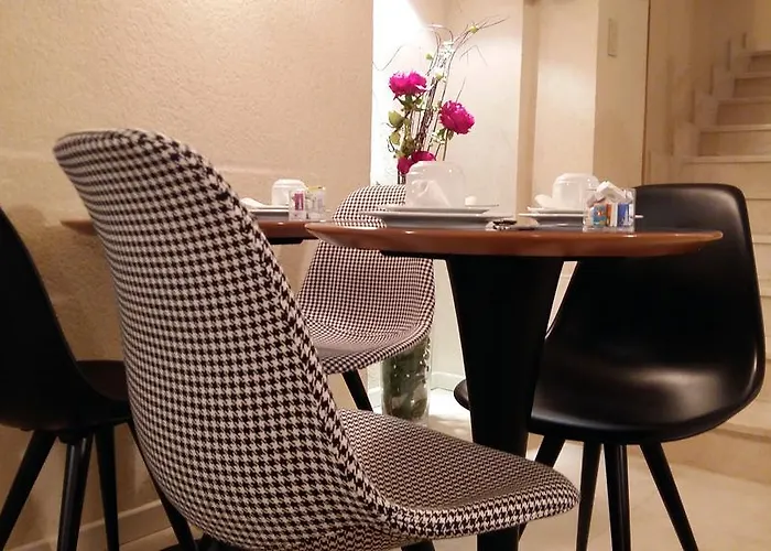 Отель Western Anjou Lafayette Париж