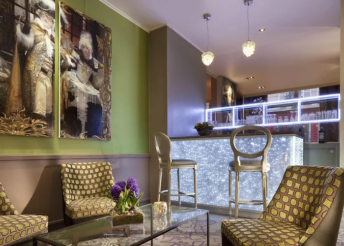 Отель Western Anjou Lafayette 3*
