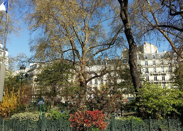 Отель Western Anjou Lafayette Париж