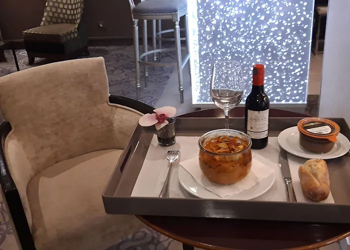 Отель Western Anjou Lafayette