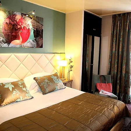 Western Anjou Lafayette 3*