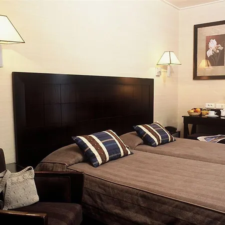 Western Anjou Lafayette Отель 3*