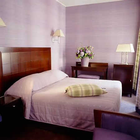 Western Anjou Lafayette Отель 3*