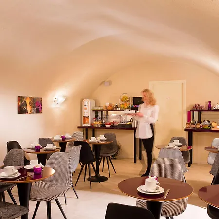 Western Anjou Lafayette 3* Париж