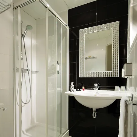 מלון Western Anjou Lafayette פריז