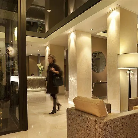 Western Anjou Lafayette 3*