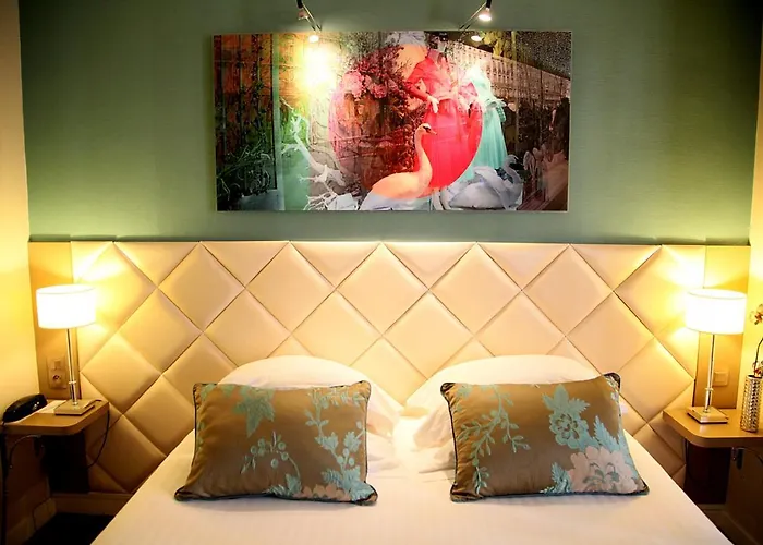 Western Anjou Lafayette Hotel 3*