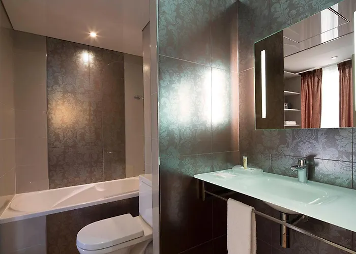 Western Anjou Lafayette Parijs