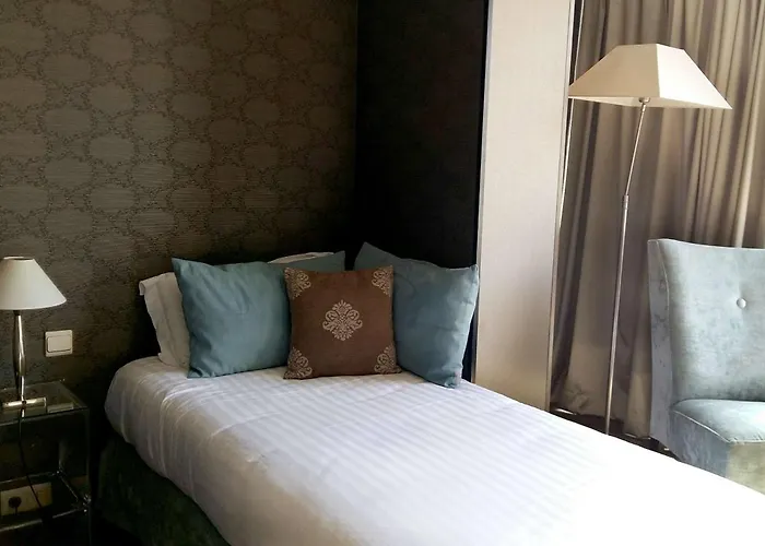 Western Anjou Lafayette 3* Parijs