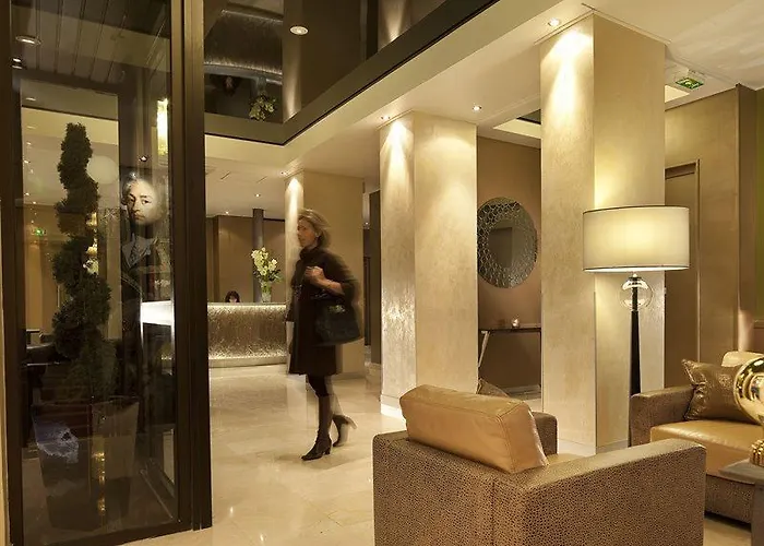 Western Anjou Lafayette 3*