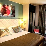 贝斯特韦斯特安茹拉斐特酒店 酒店
