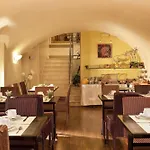 贝斯特韦斯特安茹拉斐特酒店 3* 巴黎