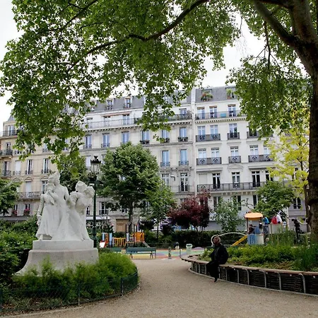 Western Anjou Lafayette 3* Paris